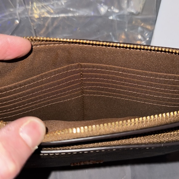 NWT Coach Double Zip Wallet  Snowflake Print - Picture 4 of 4